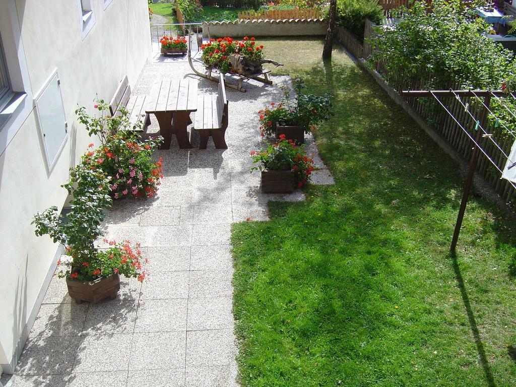 Pension Villa Claudia Augusta Reschen Exteriör bild