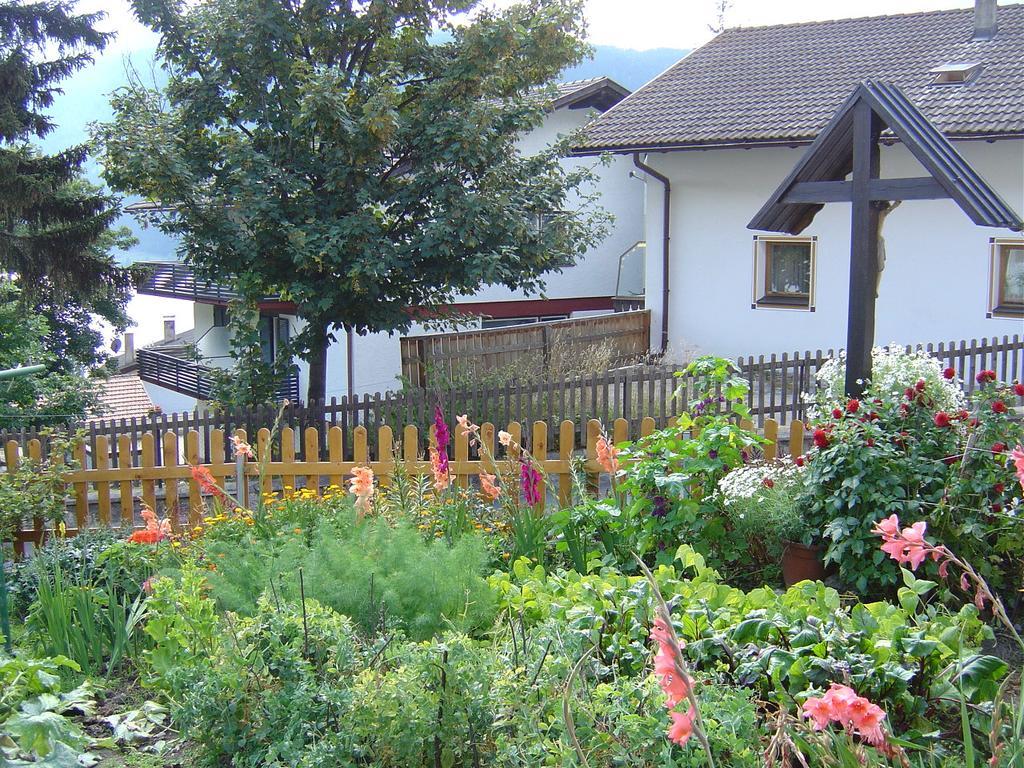 Pension Villa Claudia Augusta Reschen Exteriör bild